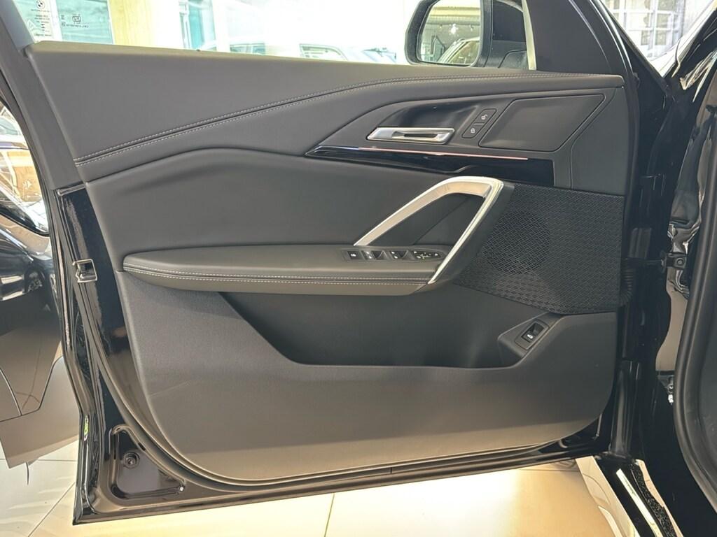 BMW iX1 edrive 20 Special Edition