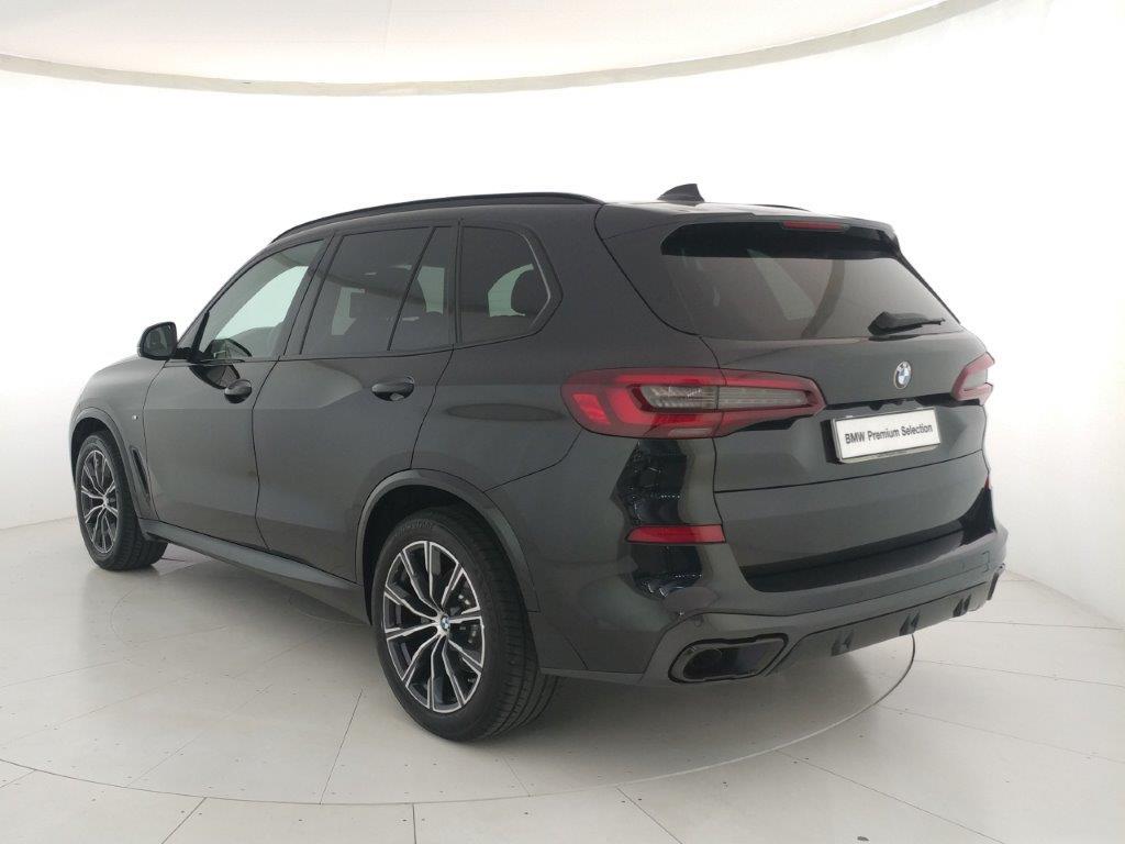 BMW X5 xdrive30d mhev 48V Msport auto