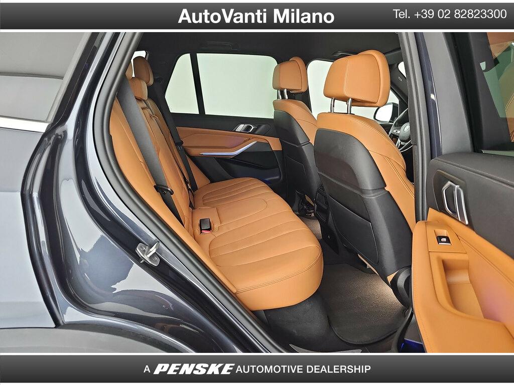 BMW X5 xdrive30d mhev 48V xLine auto