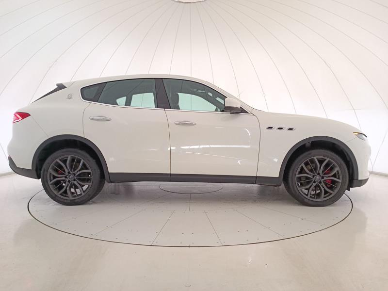 Maserati Levante 3.0 V6 Granlusso 275cv auto my19