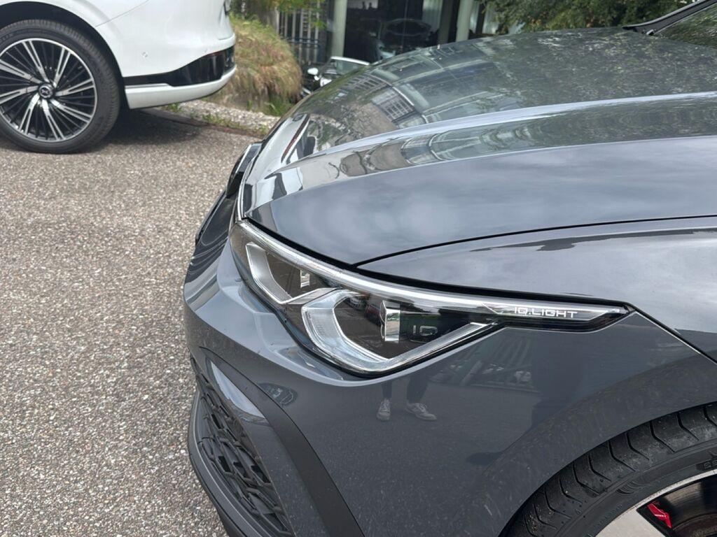 Volkswagen Golf 2.0 tdi GTD 200cv dsg
