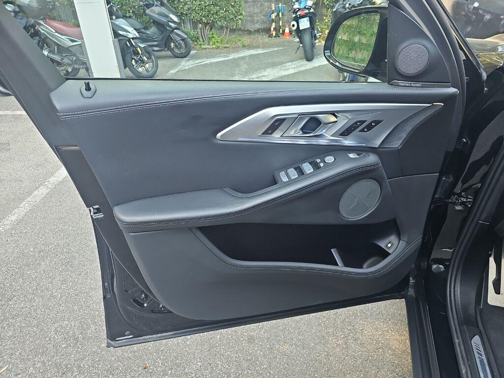 BMW XM 4.4 steptronic