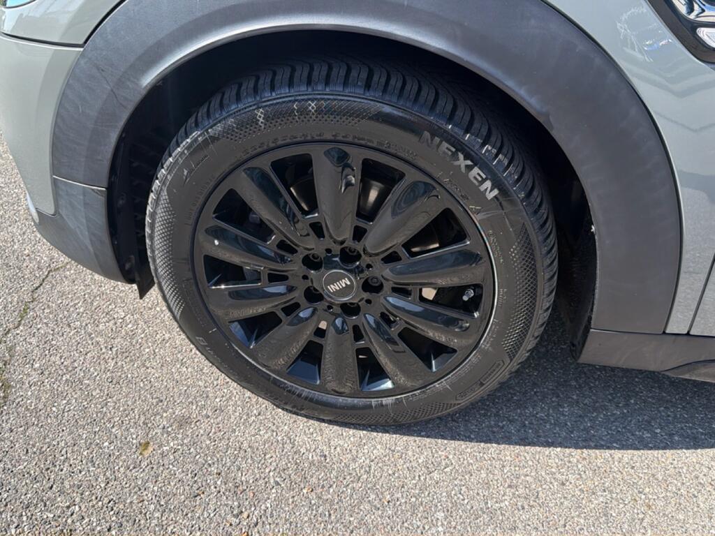 Mini Cooper S Countryman 2.0 TwinPower Turbo Cooper S Business Steptronic