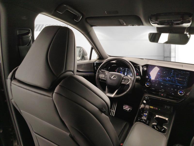 Lexus NX 2.5 hybrid F-Sport 4wd e-cvt