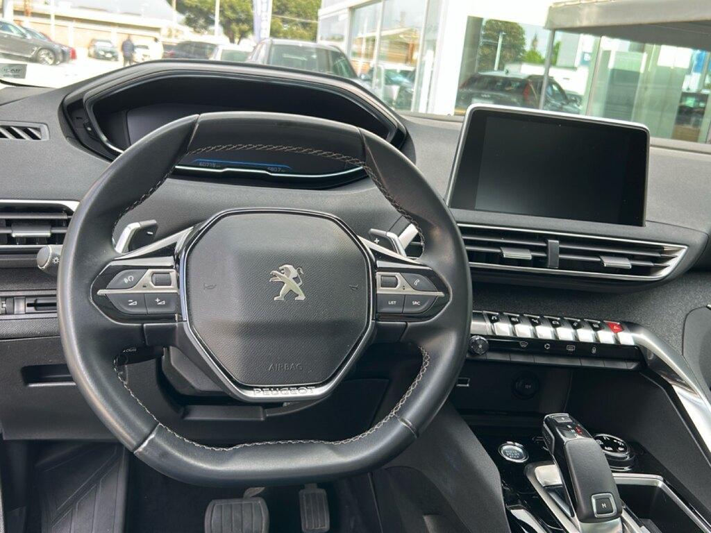 Peugeot 3008 1.2 puretech t. Allure s&s 130cv eat8