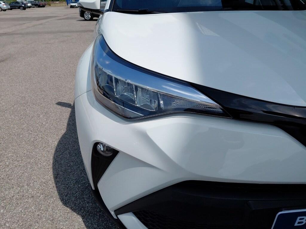 Toyota C-HR 1.8h Active e-cvt