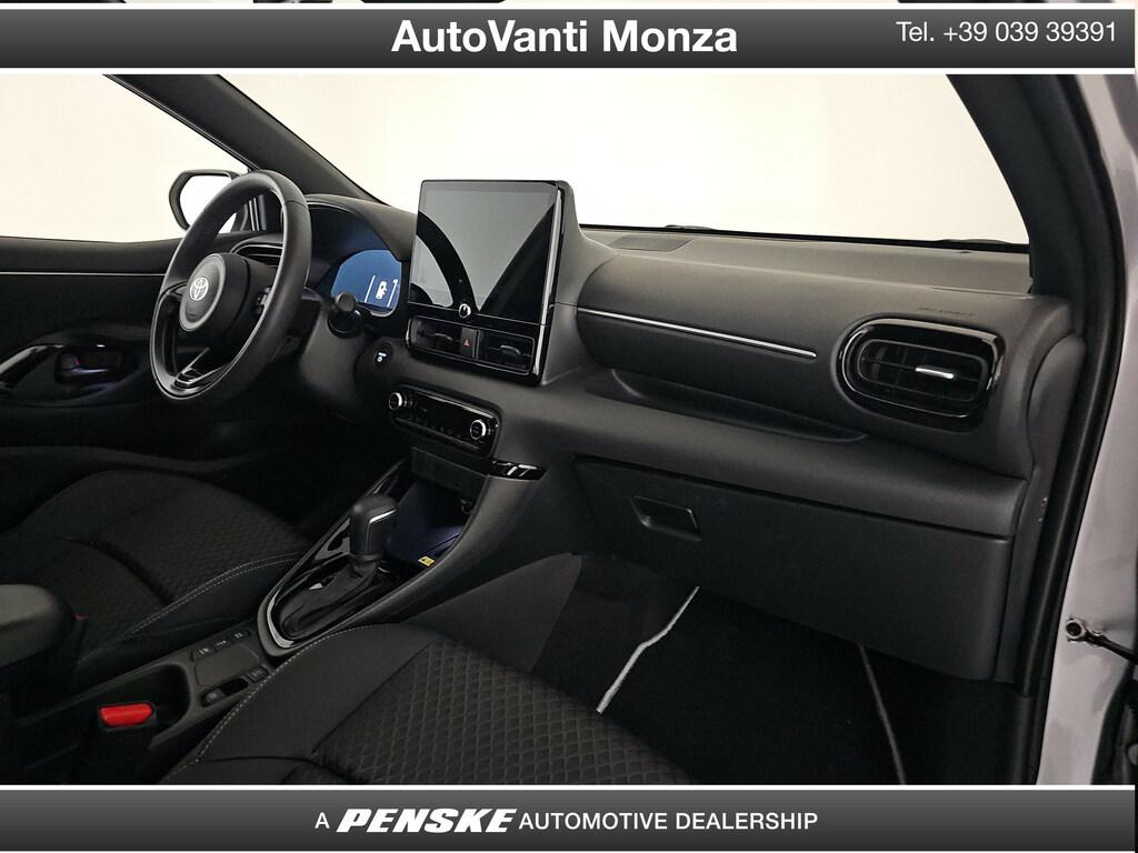 Toyota Yaris 1.5h 130 Lounge