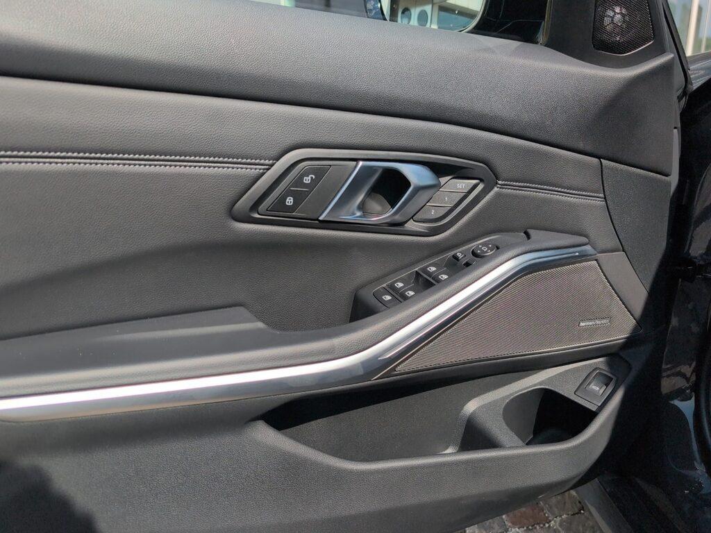 BMW Serie 3 M M340d Touring mhev 48V xdrive auto