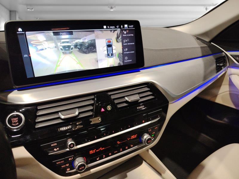 BMW Serie 5 520d mhev 48V xdrive Luxury auto