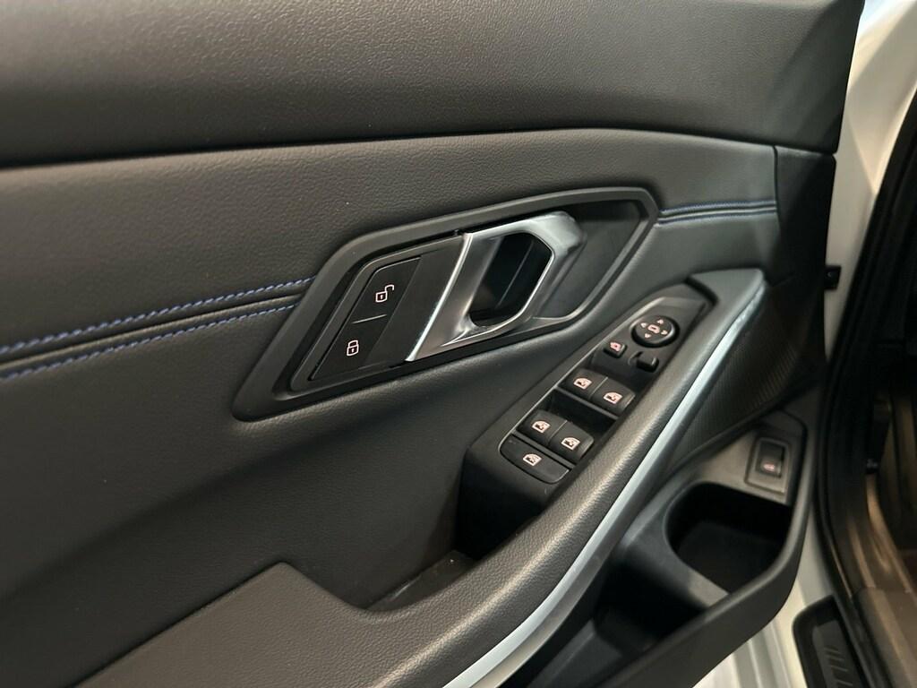 BMW Serie 3 318d Touring mhev 48V Msport auto