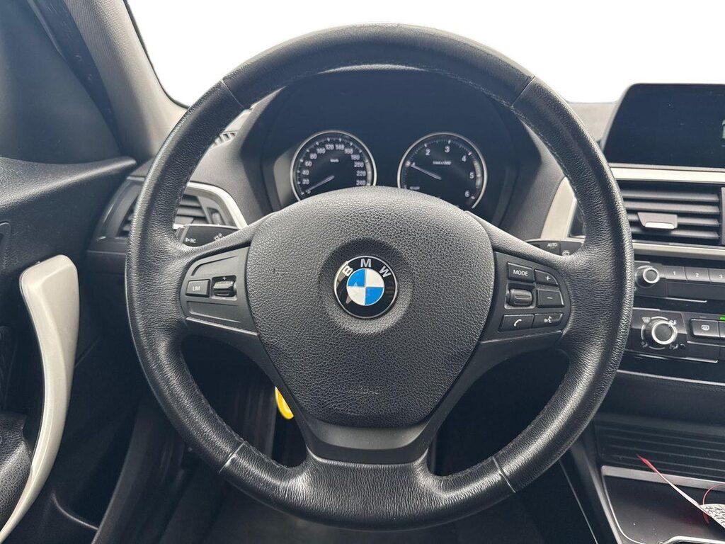 BMW Serie 1 116d Digital Edition 5p auto