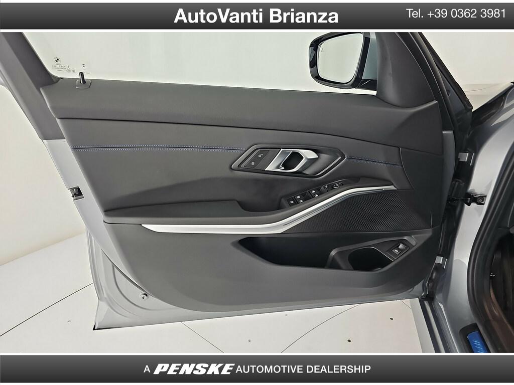 BMW Serie 3 320d Touring mhev 48V Msport xdrive auto