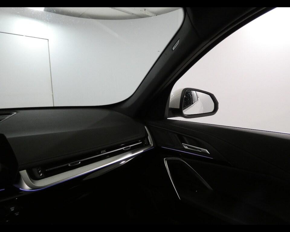 BMW iX1 edrive 20 X-Line