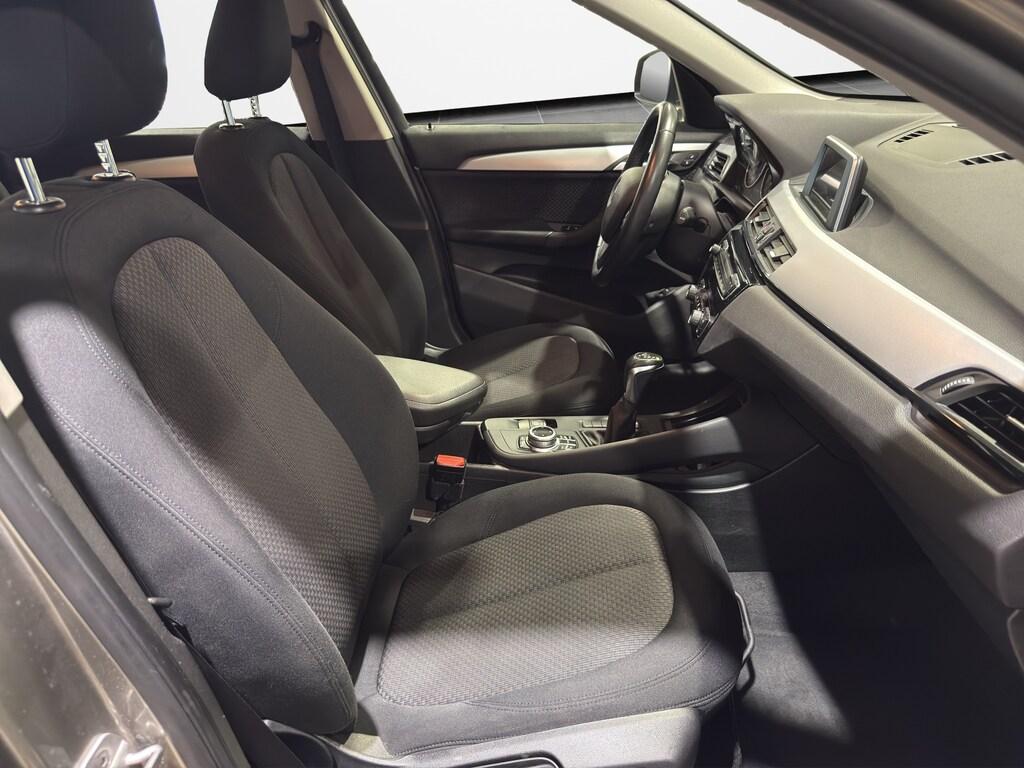 BMW X1 sdrive18d Business auto