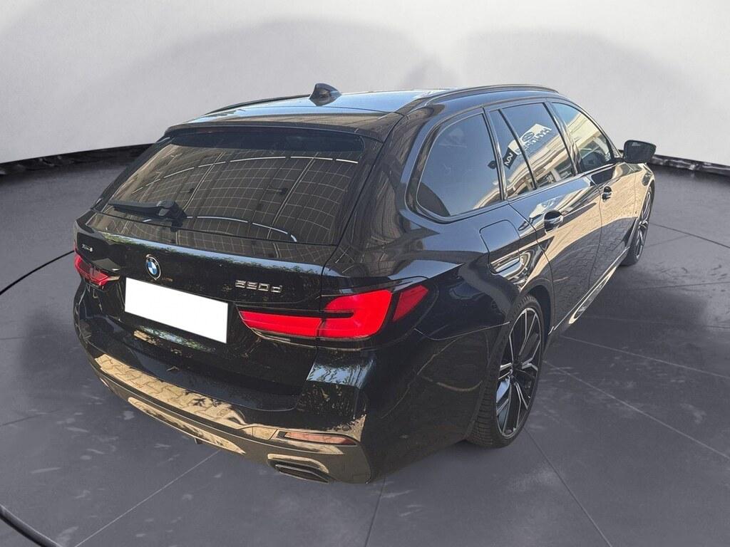 BMW Serie 5 520d Touring mhev 48V xdrive Msport auto