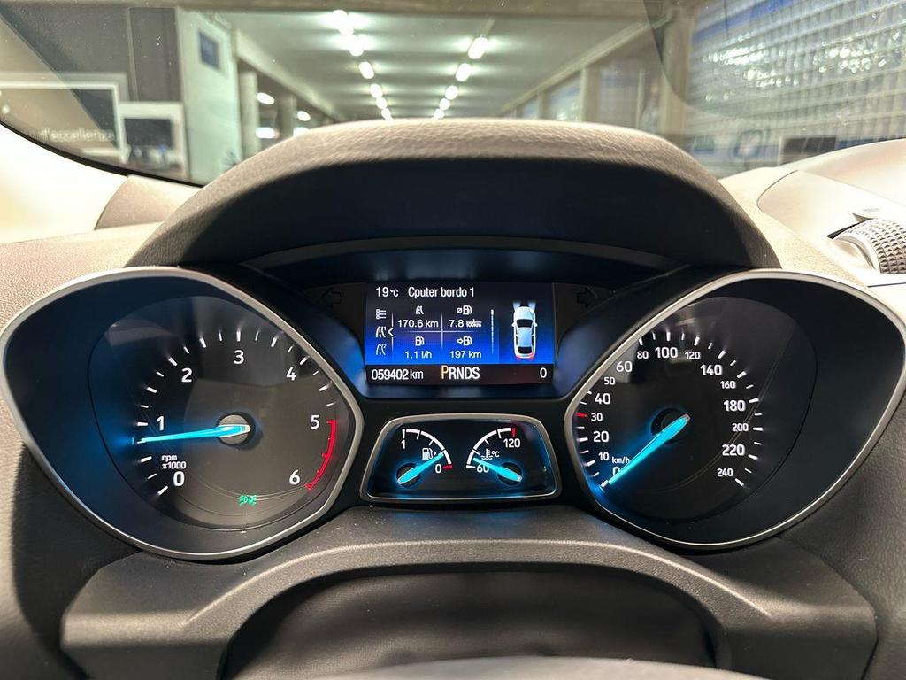 Ford Kuga 2.0 tdci Titanium s&s awd 150cv powershift my18