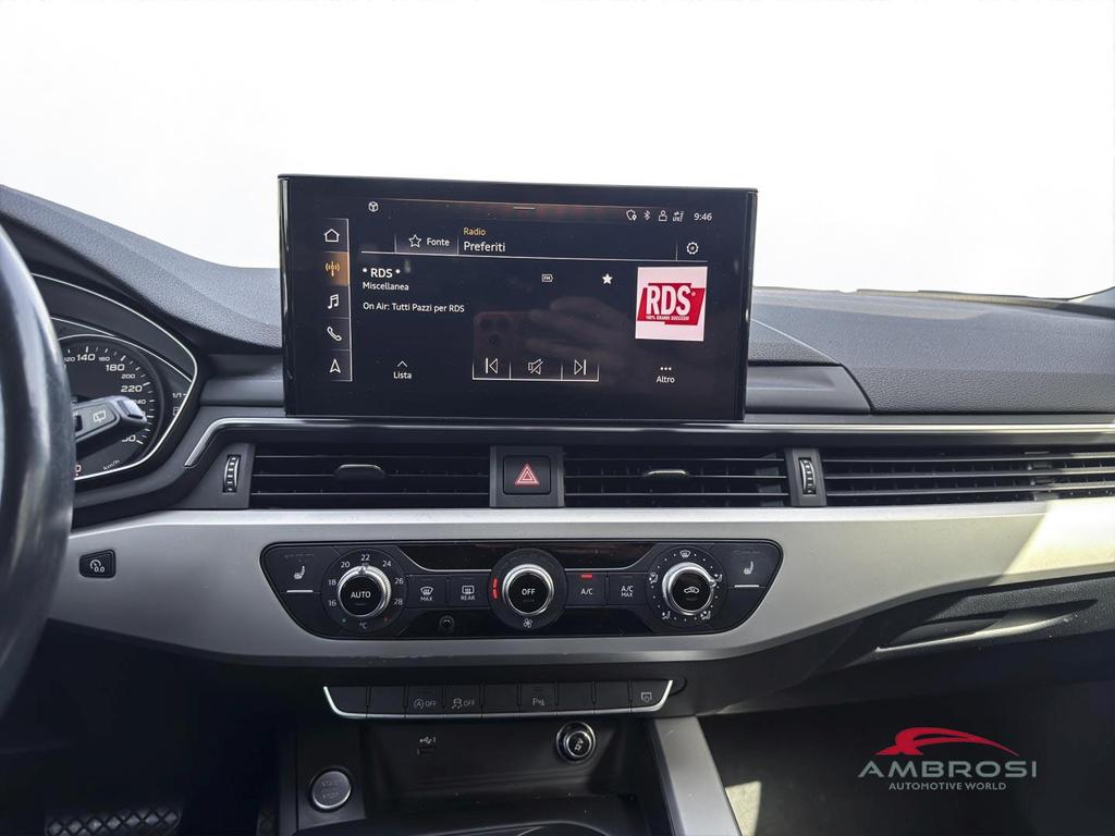 Audi A4 Avant 30 2.0 tdi mhev 136cv s-tronic