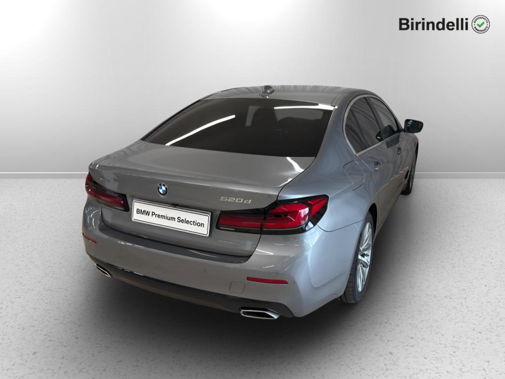 BMW Serie 5 520d mhev 48V xdrive Business auto