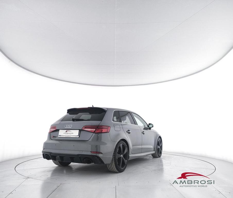 Audi RS3 Sportback 2.5 tfsi quattro s-tronic