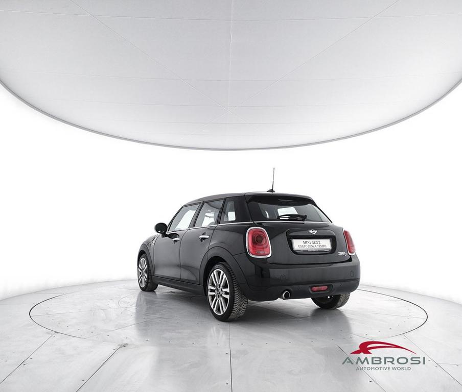 Mini Cooper D 1.5 D Cooper D Seven Auto