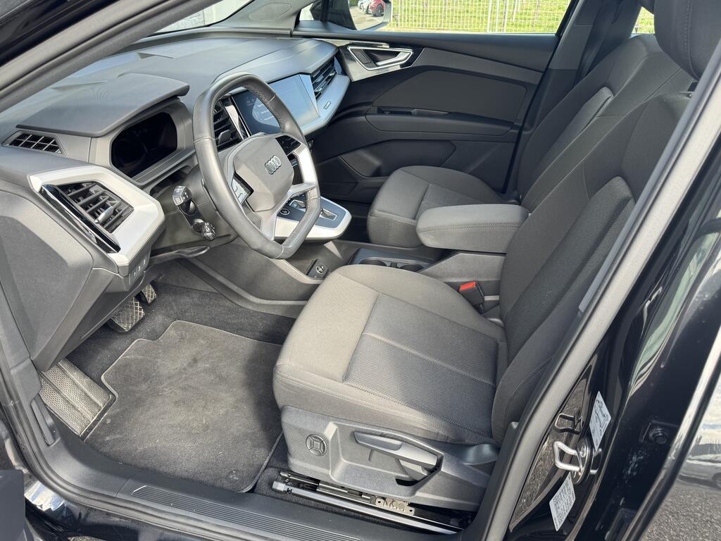 Audi Q4 e-tron 40 Business Advanced