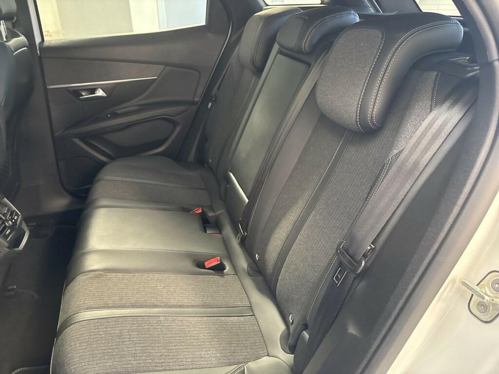Peugeot 3008 1.5 bluehdi GT Line s&s 130cv