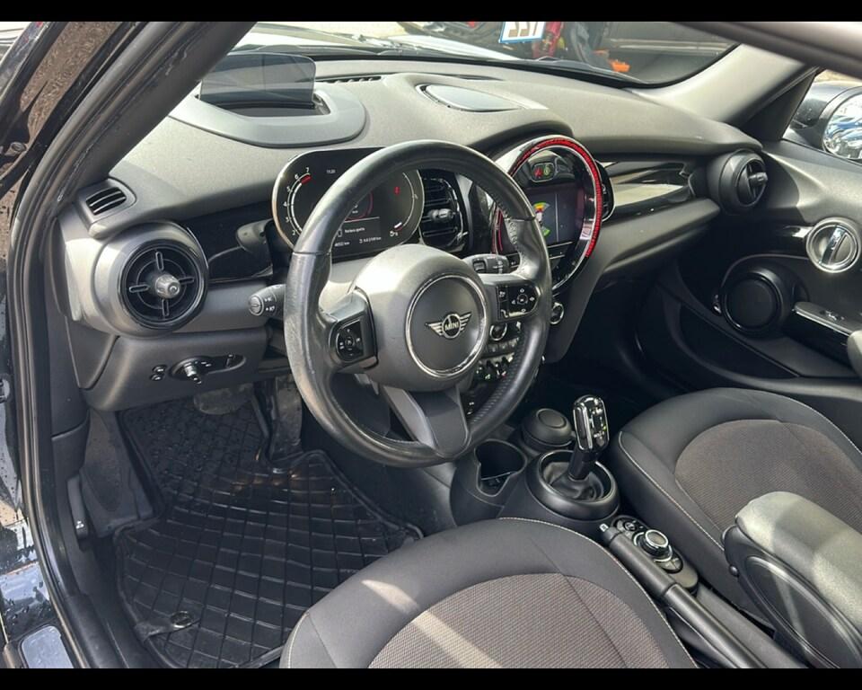 Mini Cooper 1.5 TwinPower Turbo Cooper Business DCT