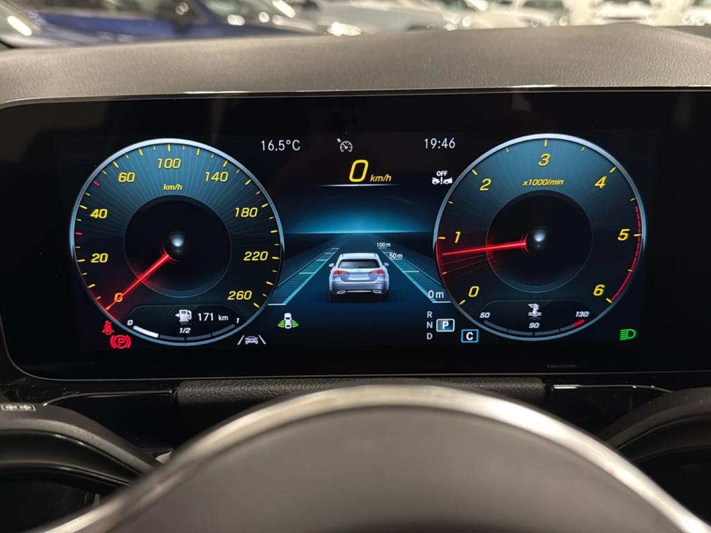 Mercedes GLA 180 d Sport auto