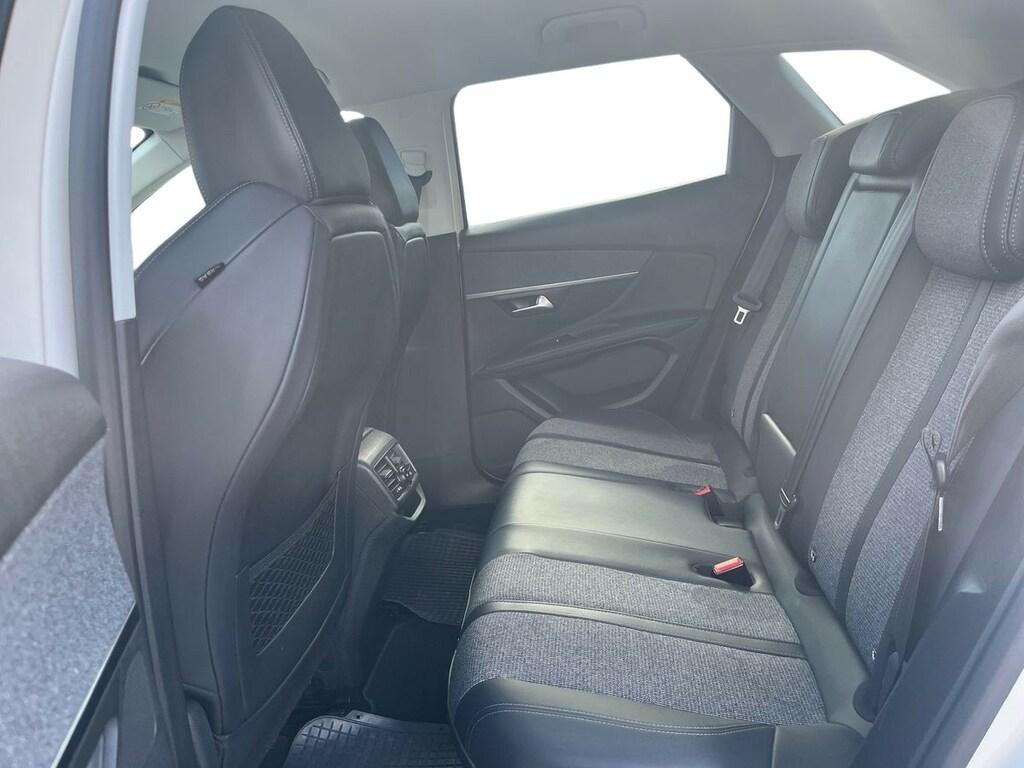 Peugeot 3008 1.5 bluehdi Allure s&s 130cv