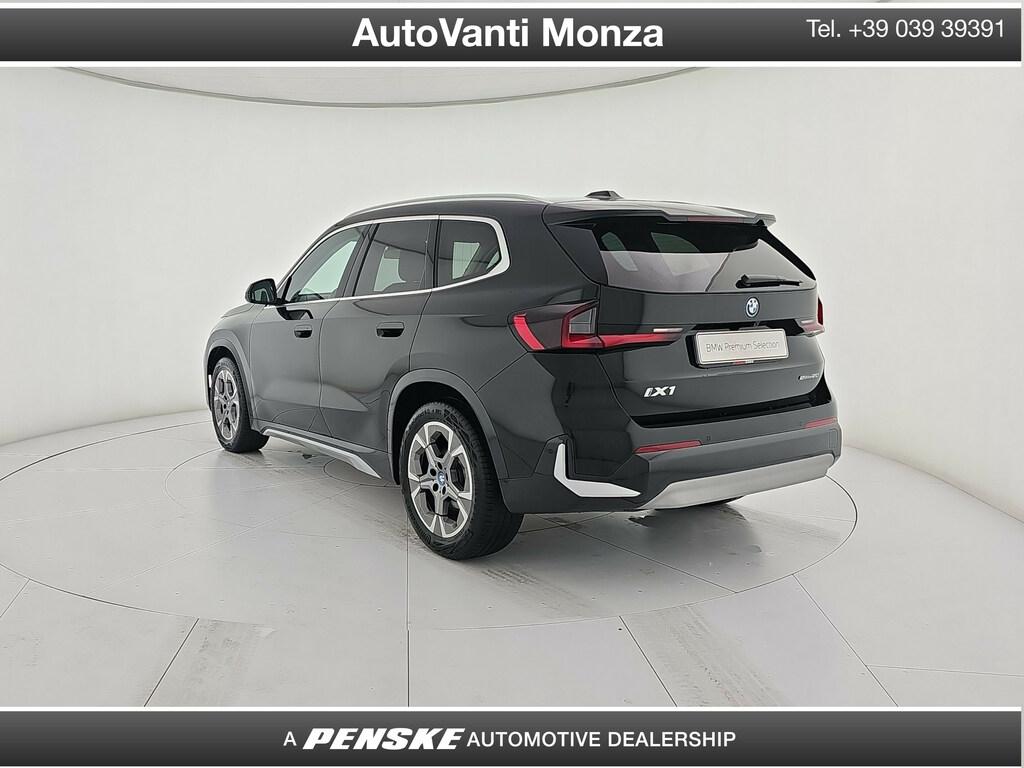 BMW iX1 edrive 20 X-Line