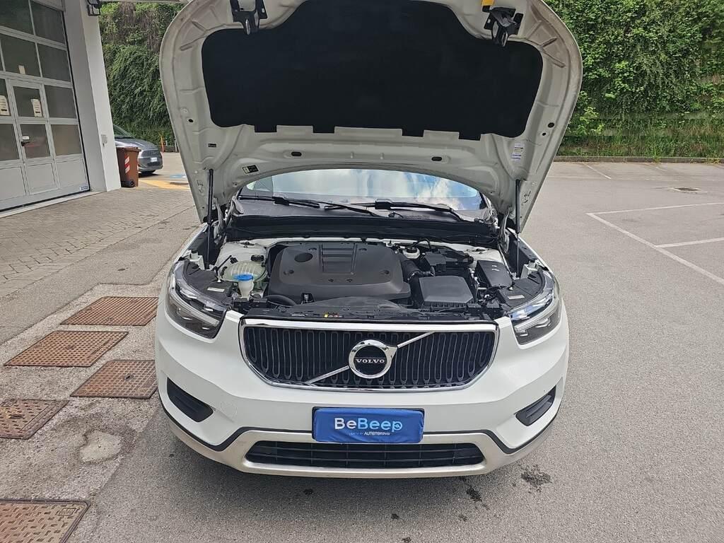 Volvo XC40 2.0 D4 Momentum Pro awd geartronic my21