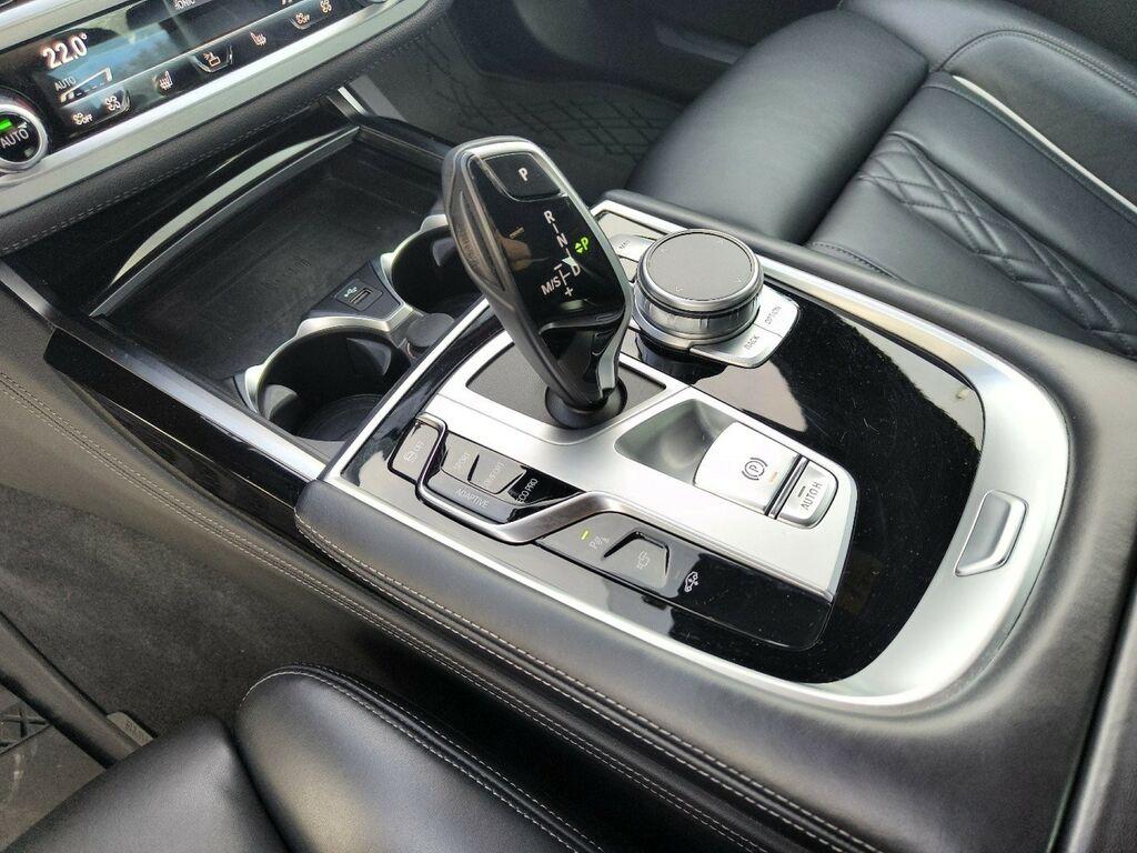 BMW Serie 7 730d mhev 48V Msport xdrive auto