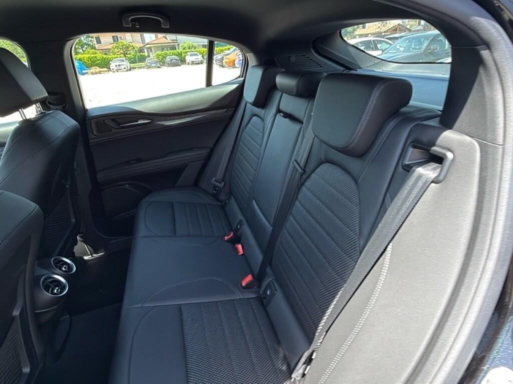 Alfa Romeo Stelvio 2.0 t Sprint Q4 280cv auto
