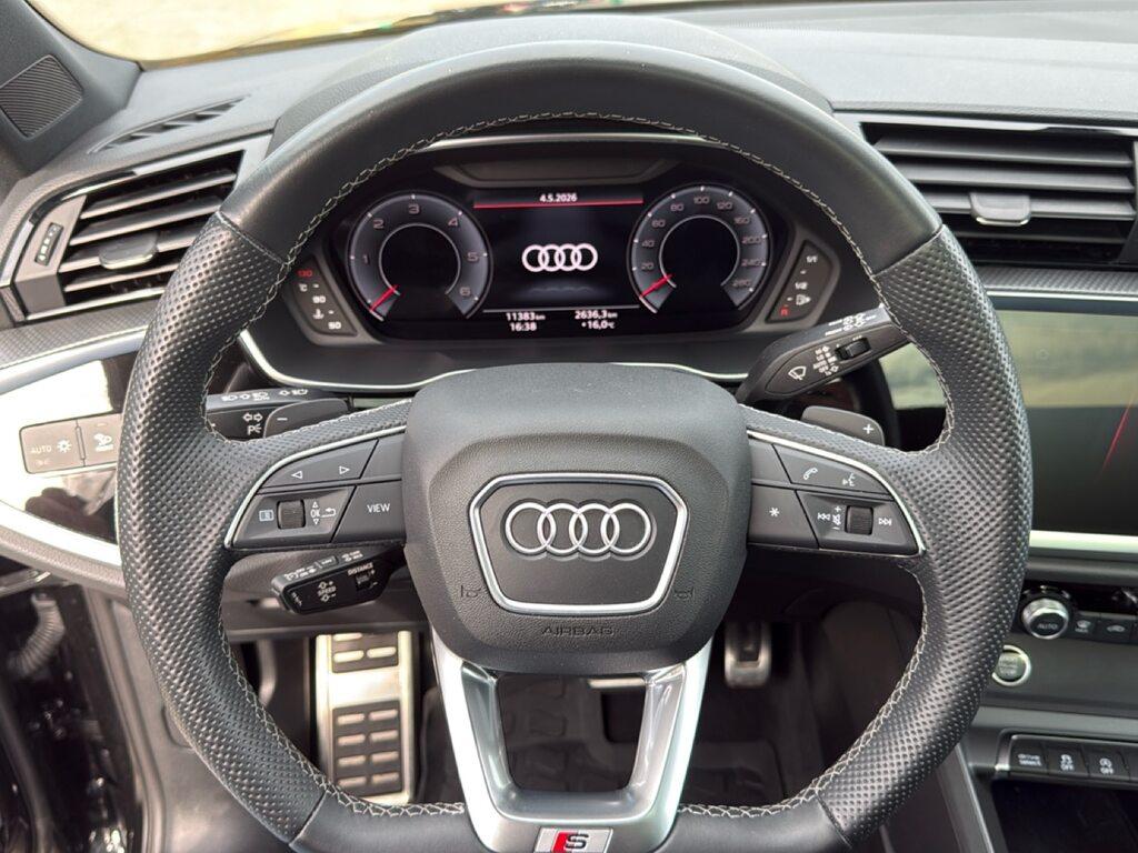 Audi Q3 Sportback 40 2.0 tdi Identity Black quattro 193cv s-tronic