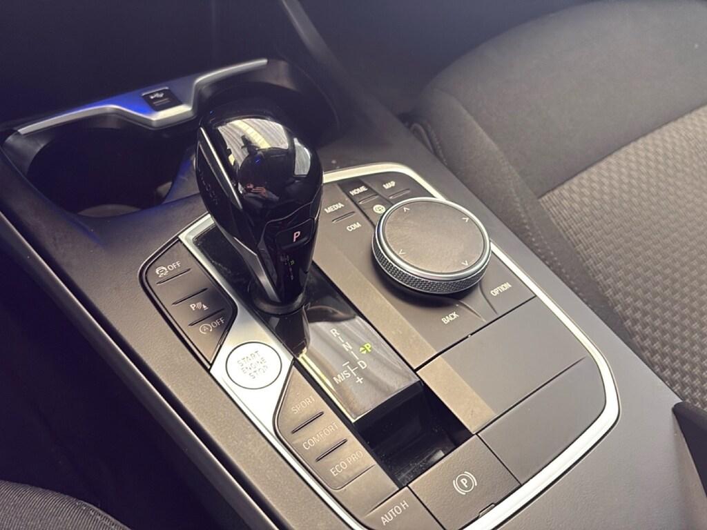 BMW Serie 1 118i Msport Exterior 136cv auto