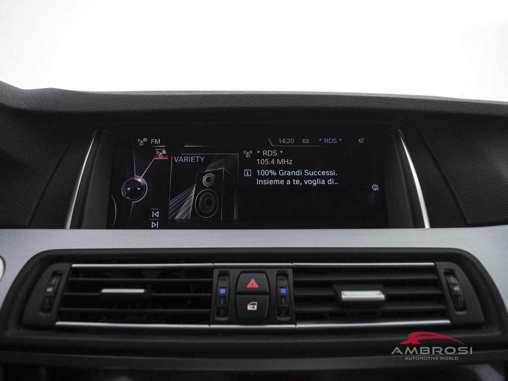 BMW Serie 5 520d Touring xdrive Luxury 190cv auto