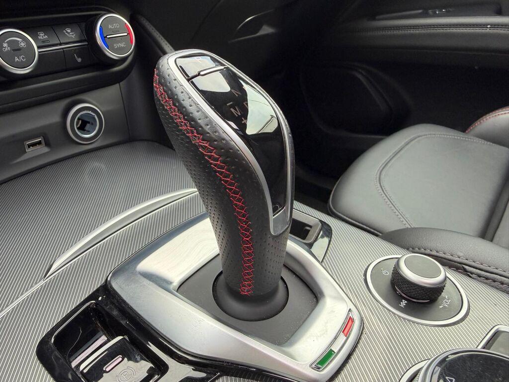 Alfa Romeo Stelvio 2.2 t Competizione Q4 210cv auto