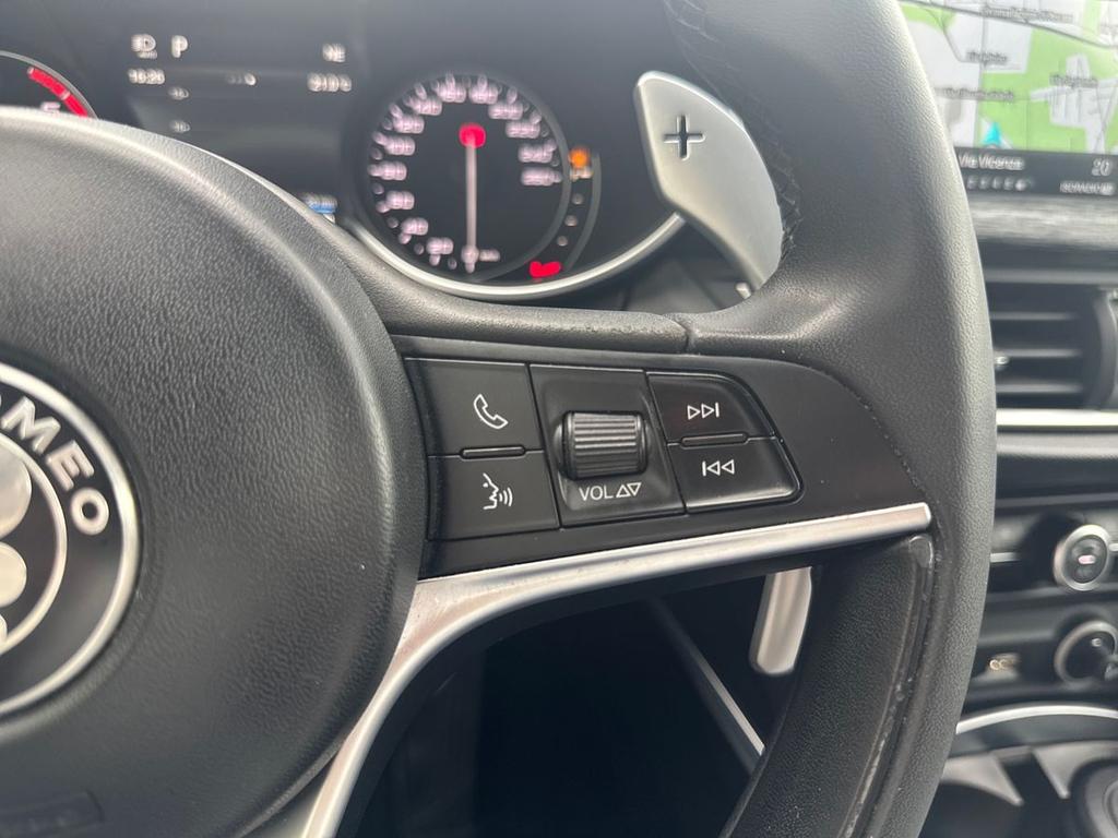 Alfa Romeo Stelvio 2.2 t B-Tech Q4 210cv auto
