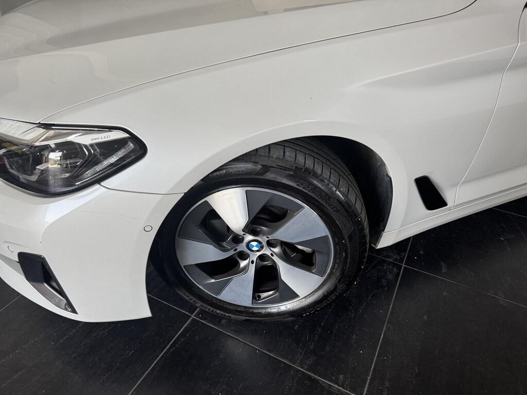 BMW Serie 5 520d Touring mhev 48V xdrive Luxury auto