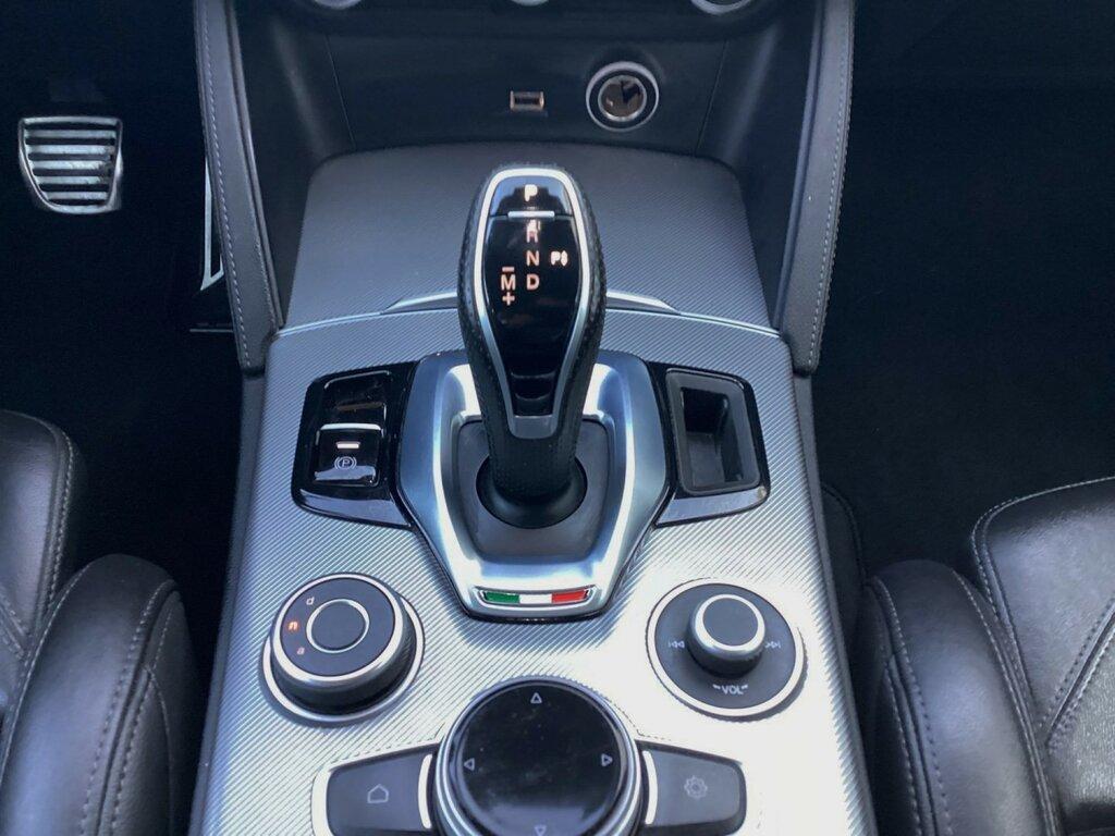 Alfa Romeo Stelvio 2.2 t Veloce Q4 210cv auto