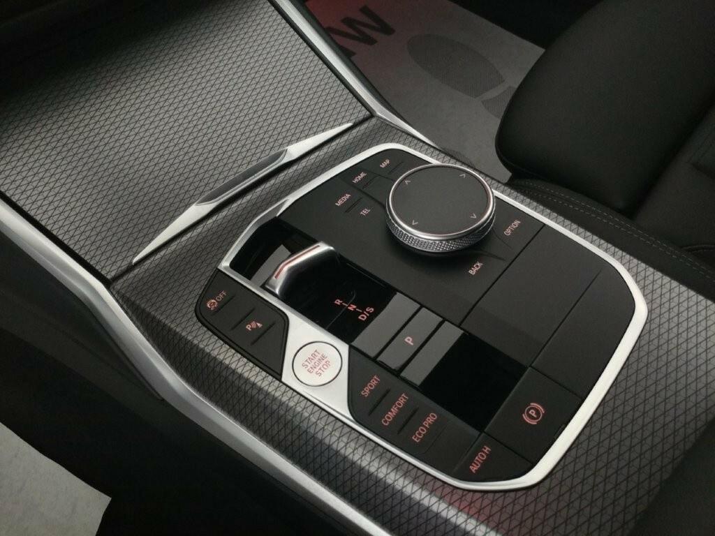 BMW Serie 3 330d Touring mhev 48V Msport xdrive auto