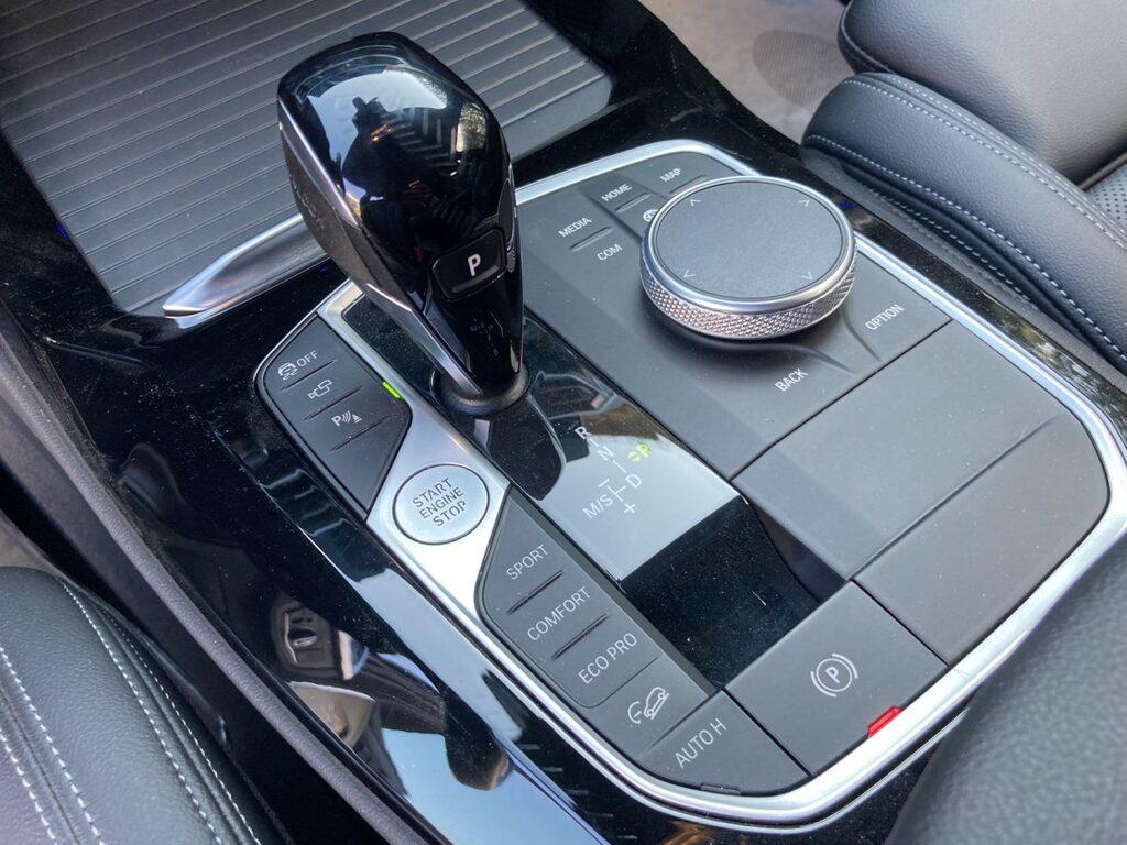 BMW X3 xdrive20d mhev 48V auto