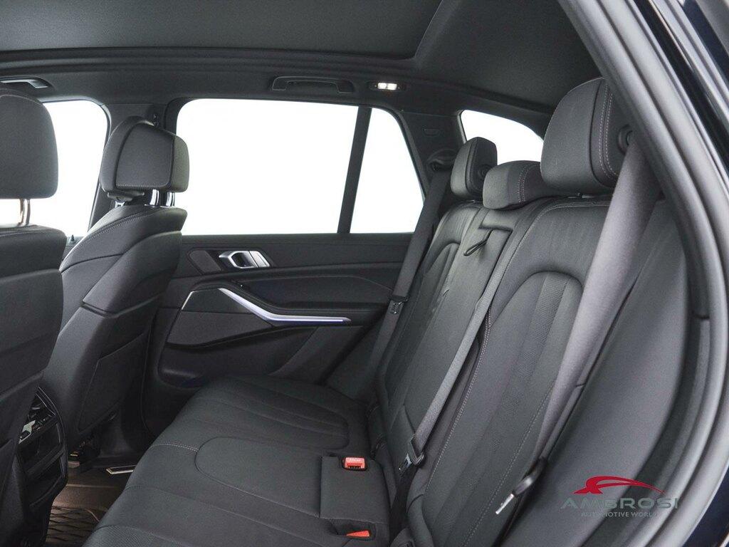 BMW X5 xdrive40d mhev 48V Msport auto
