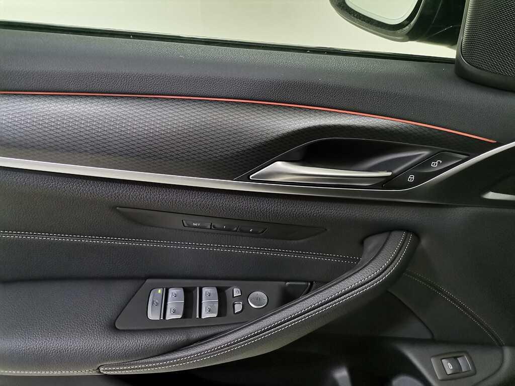 BMW Serie 5 520d Touring mhev 48V xdrive Msport auto