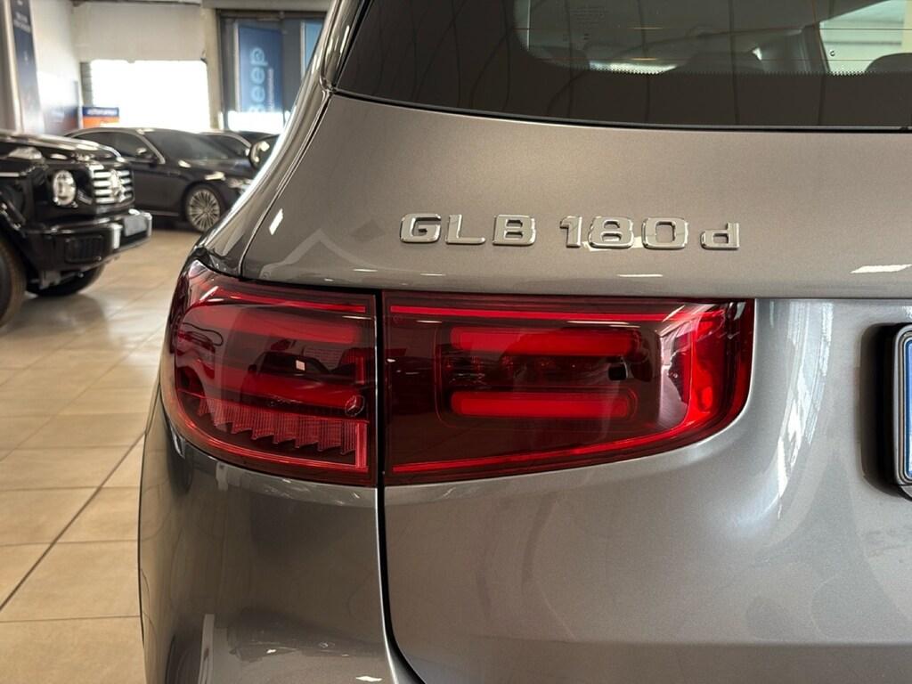 Mercedes GLB 180 d Progressive Advanced auto