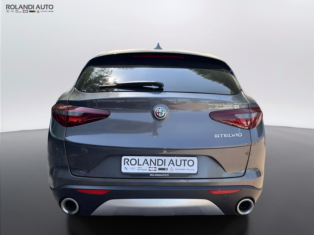 Alfa Romeo Stelvio 2.2 t Business rwd 180cv auto