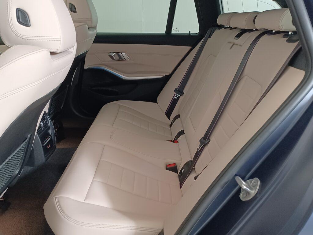 BMW Serie 3 330d Touring mhev 48V Msport xdrive auto