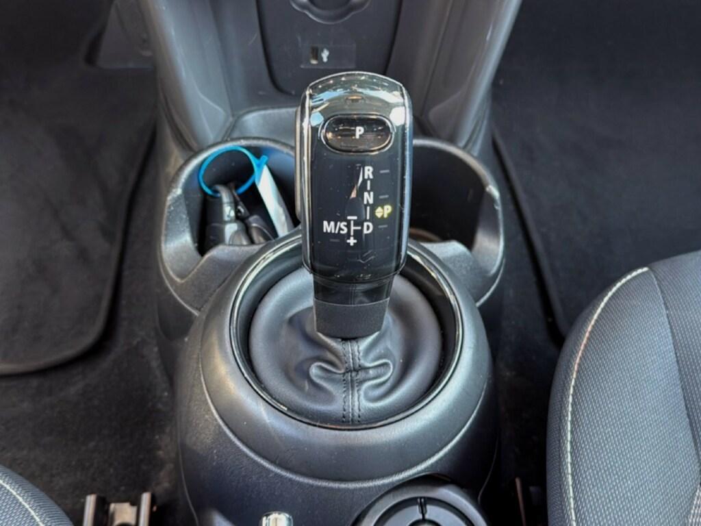 Mini Cooper 1.5 TwinPower Turbo Cooper Business DCT