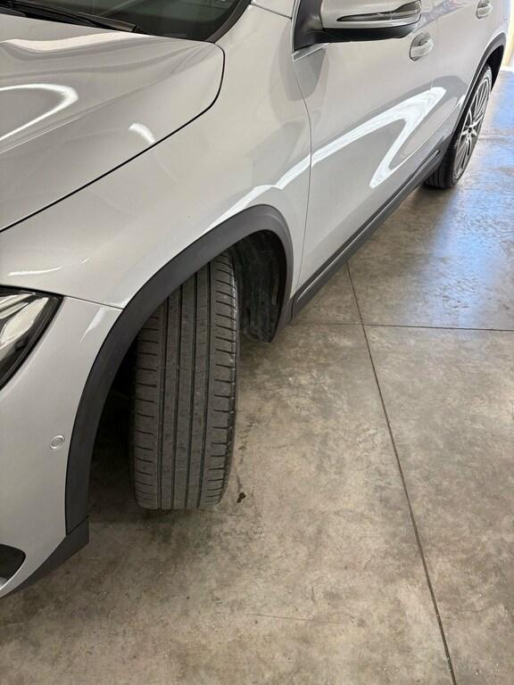 Mercedes GLA 200 d Premium auto