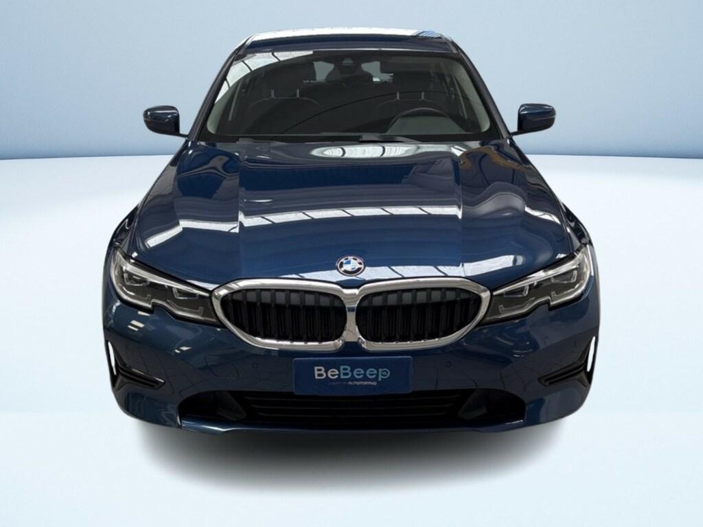 BMW Serie 3 318d mhev 48V auto